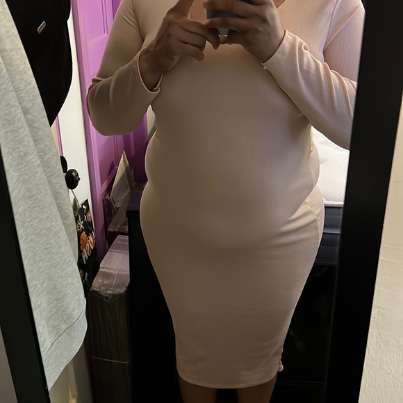 Pretty Little Thing Ribbed Dress - Picture 1 of 4